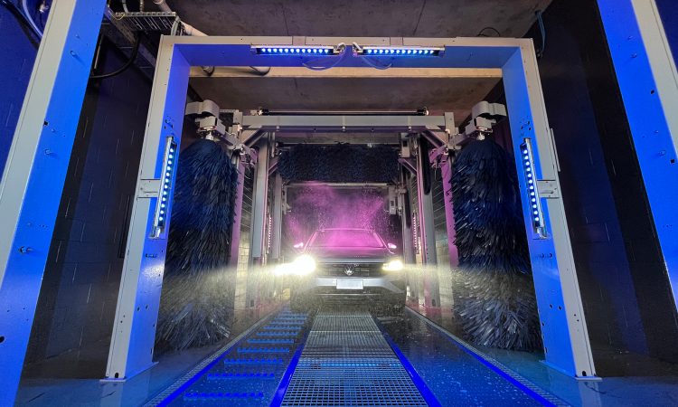 volkswagen-front-in-car-wash-sunbury (1)